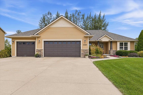 N2288 HILLANDALE DR, GREENVILLE, WI 54942 - Image bdd7fbb53893caa97d86492dc7c7d27e/2446355861