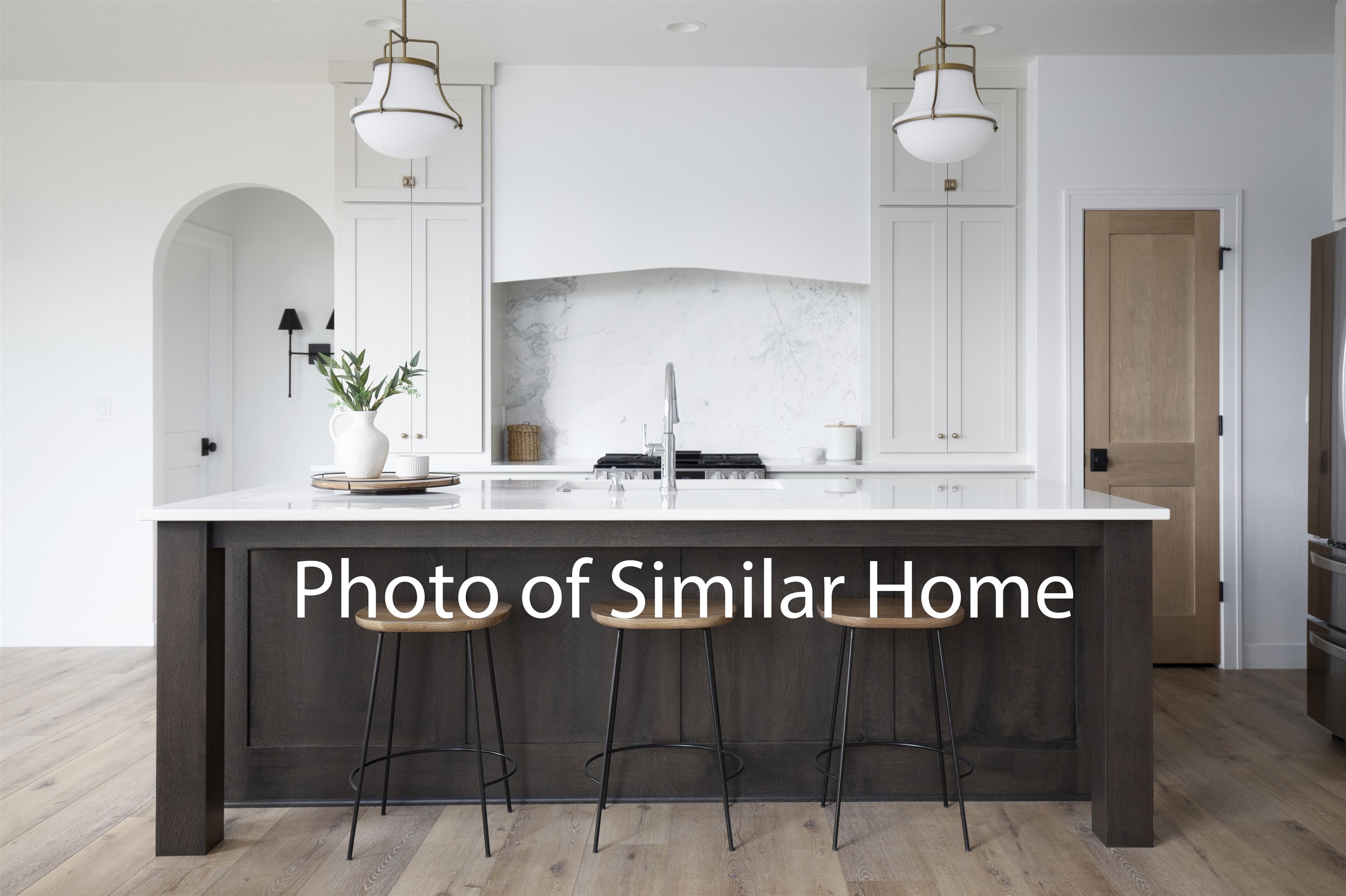 N8860 KILLARNEY Way