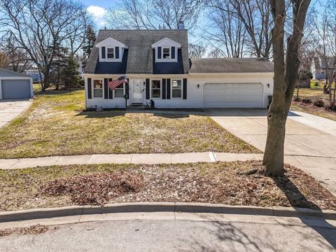 Photo of 915 TWILIGHT Drive, DE PERE, WI 54115 (MLS # 50323238)