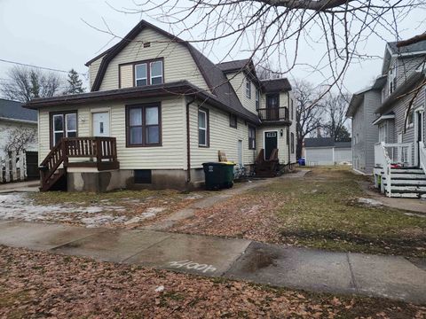 Photo of 891 HOWARD Street, GREEN BAY, WI 54303 (MLS # 50321464)