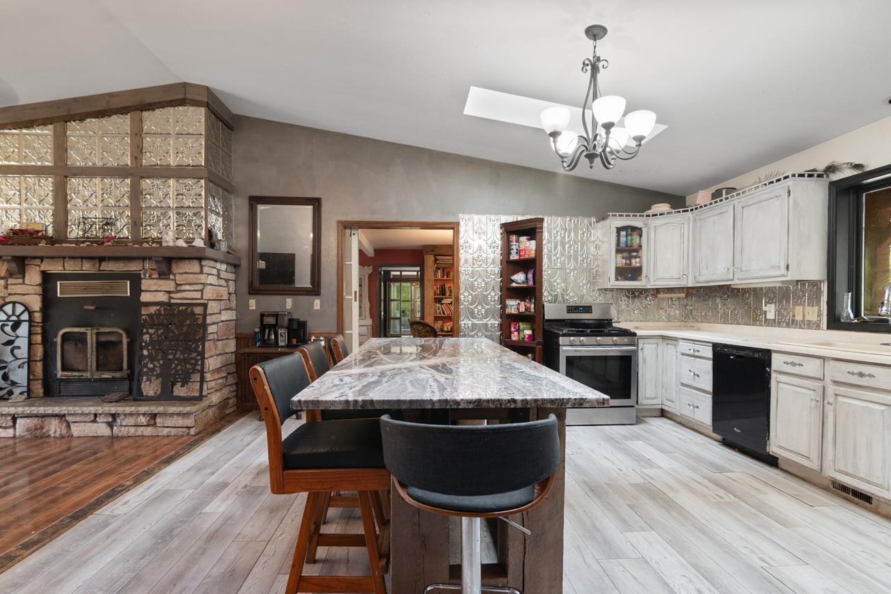 Porterfield, Wisconsin 54159, United States, 5 Bedrooms Bedrooms, ,3 BathroomsBathrooms,Residential,Active,227079