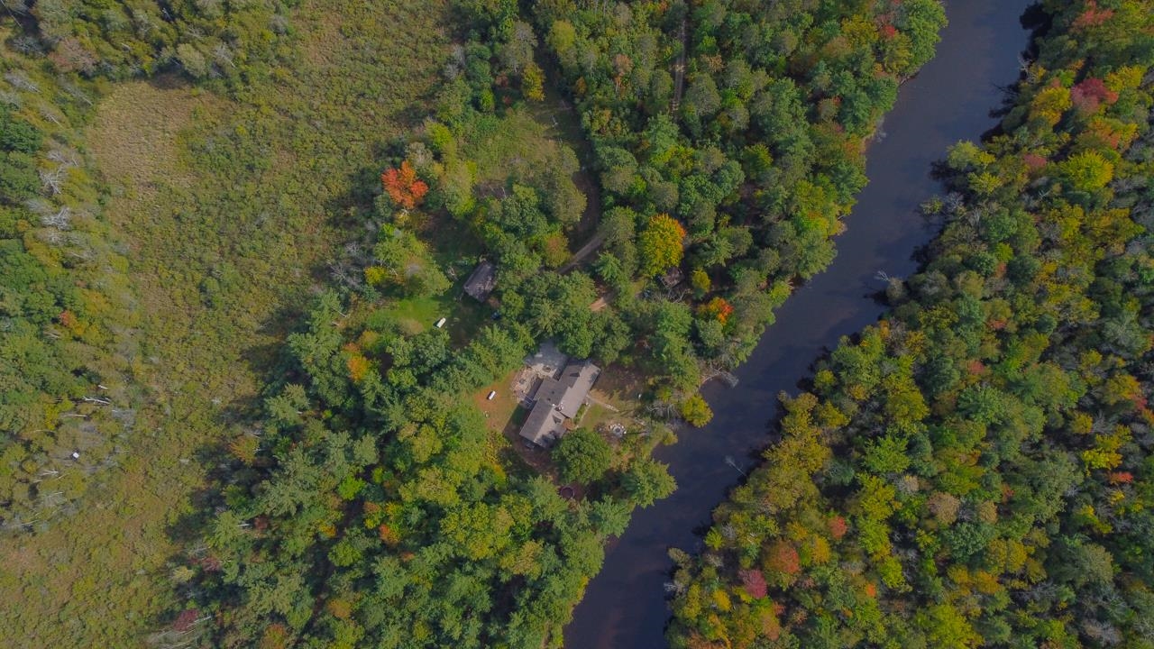 Porterfield, Wisconsin 54159, United States, 5 Bedrooms Bedrooms, ,3 BathroomsBathrooms,Residential,Active,227079