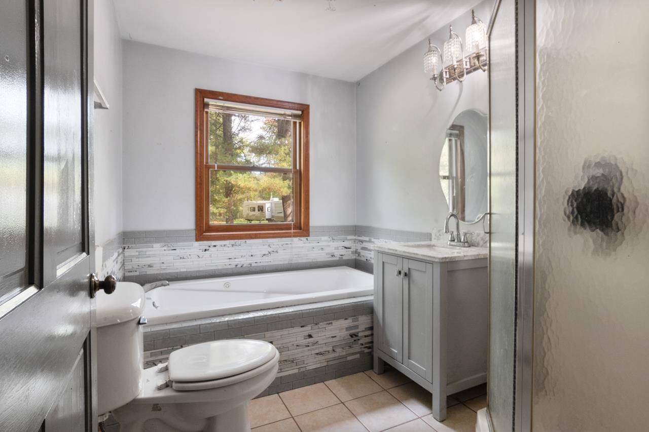 Porterfield, Wisconsin 54159, United States, 5 Bedrooms Bedrooms, ,3 BathroomsBathrooms,Residential,Active,227079