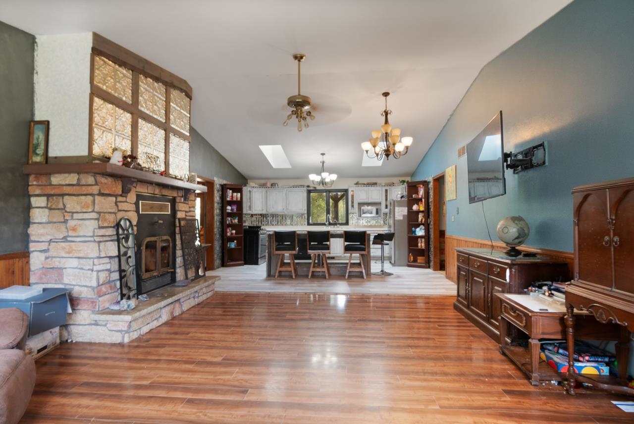 Porterfield, Wisconsin 54159, United States, 5 Bedrooms Bedrooms, ,3 BathroomsBathrooms,Residential,Active,227079