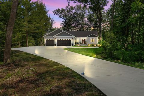 Photo of N3900 PRIMROSE Lane, WAUTOMA, WI 54960 (MLS # 50315864)