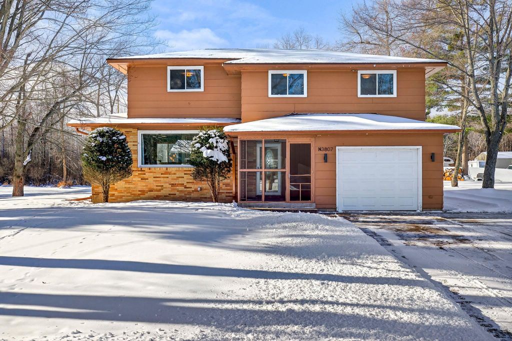 Photo of N3807 BONEHAM ADDITION Road, MARINETTE, WI 54143 (MLS # 50319131)