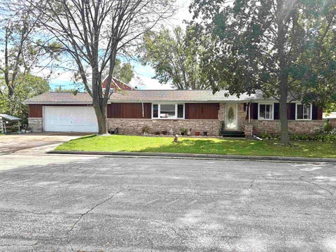 Photo of 241 BUTTE DES MORTS Drive, MENASHA, WI 54952 (MLS # 50332813)