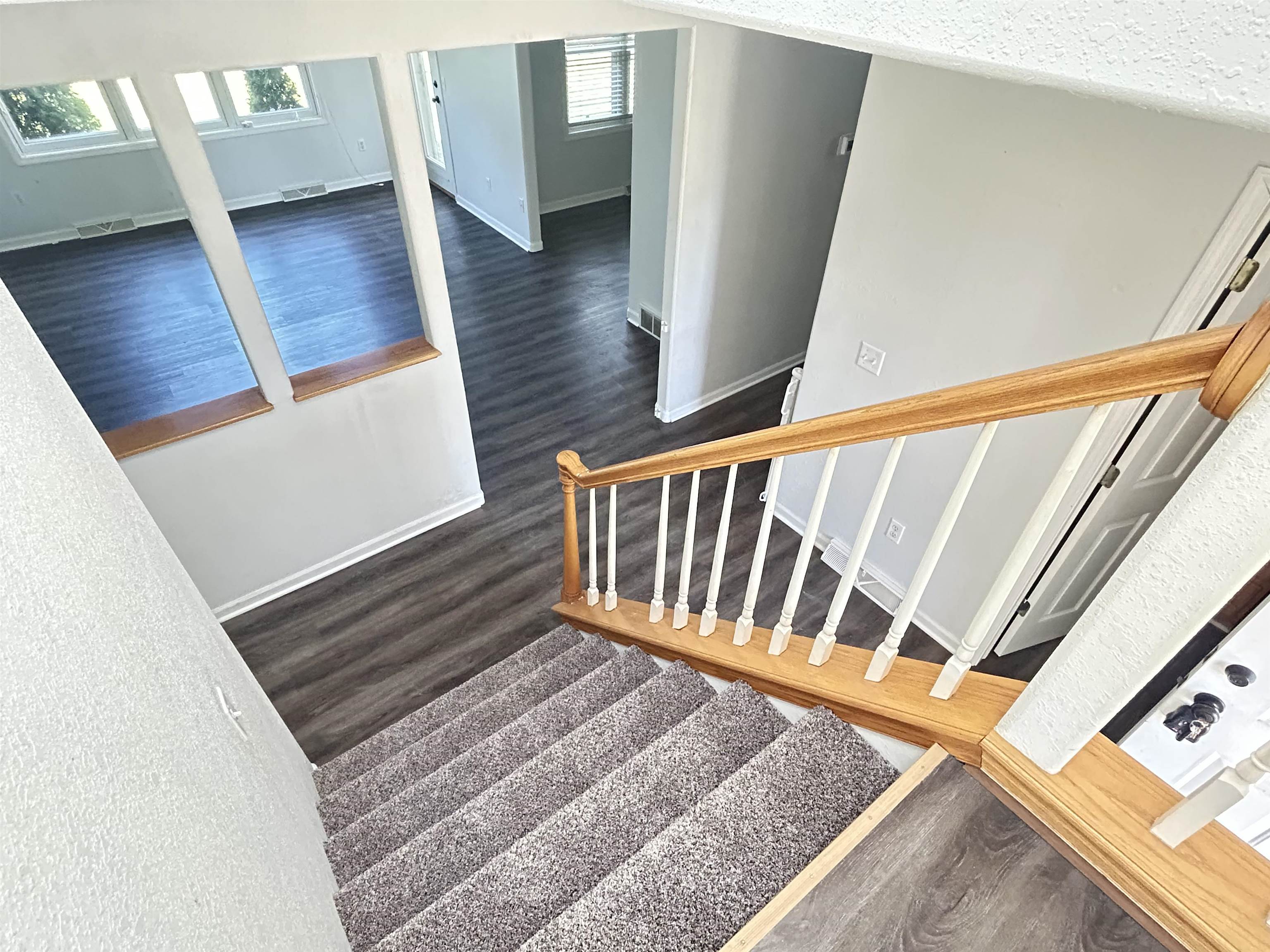 Oshkosh, Wisconsin 54902, United States, 3 Bedrooms Bedrooms, ,3 BathroomsBathrooms,Residential,Active,115533