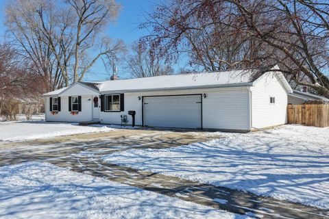 1129 SUBURBAN Drive DE PERE WI 54115