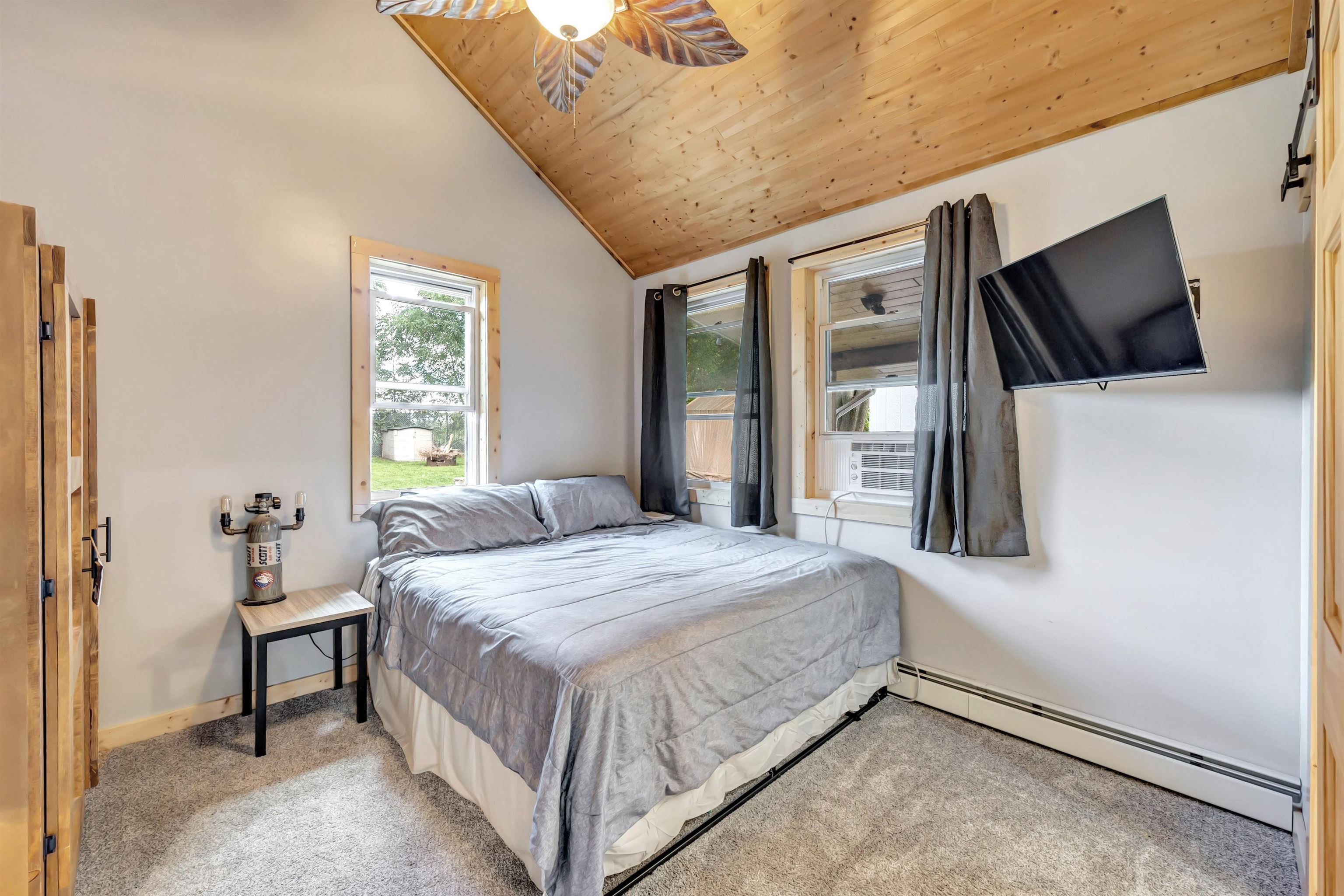 Oconto Falls, Wisconsin 54154, United States, 2 Bedrooms Bedrooms, ,2 BathroomsBathrooms,Residential,Active,201976