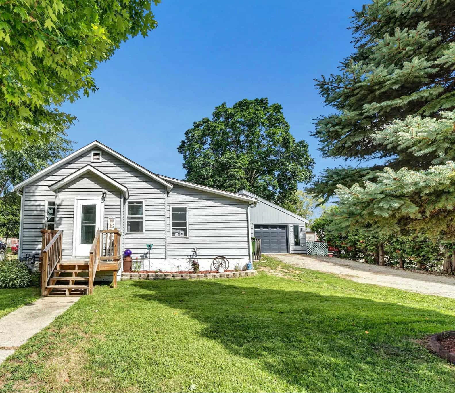 Oconto Falls, Wisconsin 54154, United States, 2 Bedrooms Bedrooms, ,2 BathroomsBathrooms,Residential,Active,201976