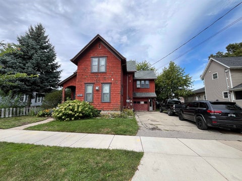 Photo of 108 E ATLANTIC Street, APPLETON, WI 54911 (MLS # 50332742)