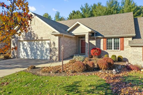 Photo of 2690 WOODFIELD Court, GREEN BAY, WI 54313 (MLS # 50319130)