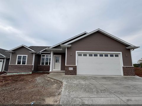 Photo of W6527 BREEZY Way, APPLETON, WI 54915 (MLS # 50313242)