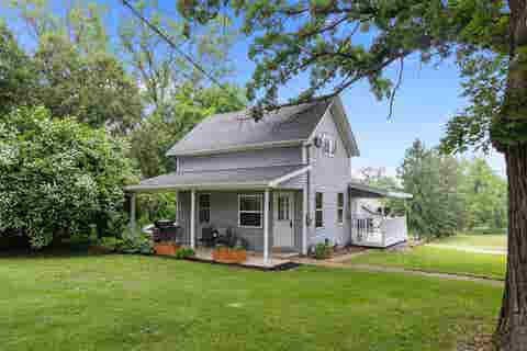 Photo of 6724 HILLSIDE Road, PICKETT, WI 54964 (MLS # 50327112)