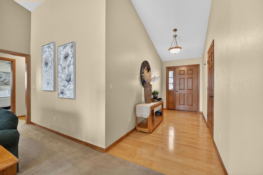 Photo of 4307 N MARSHALL HEIGHTS Avenue, APPLETON, WI 54913 (MLS # 50318820)