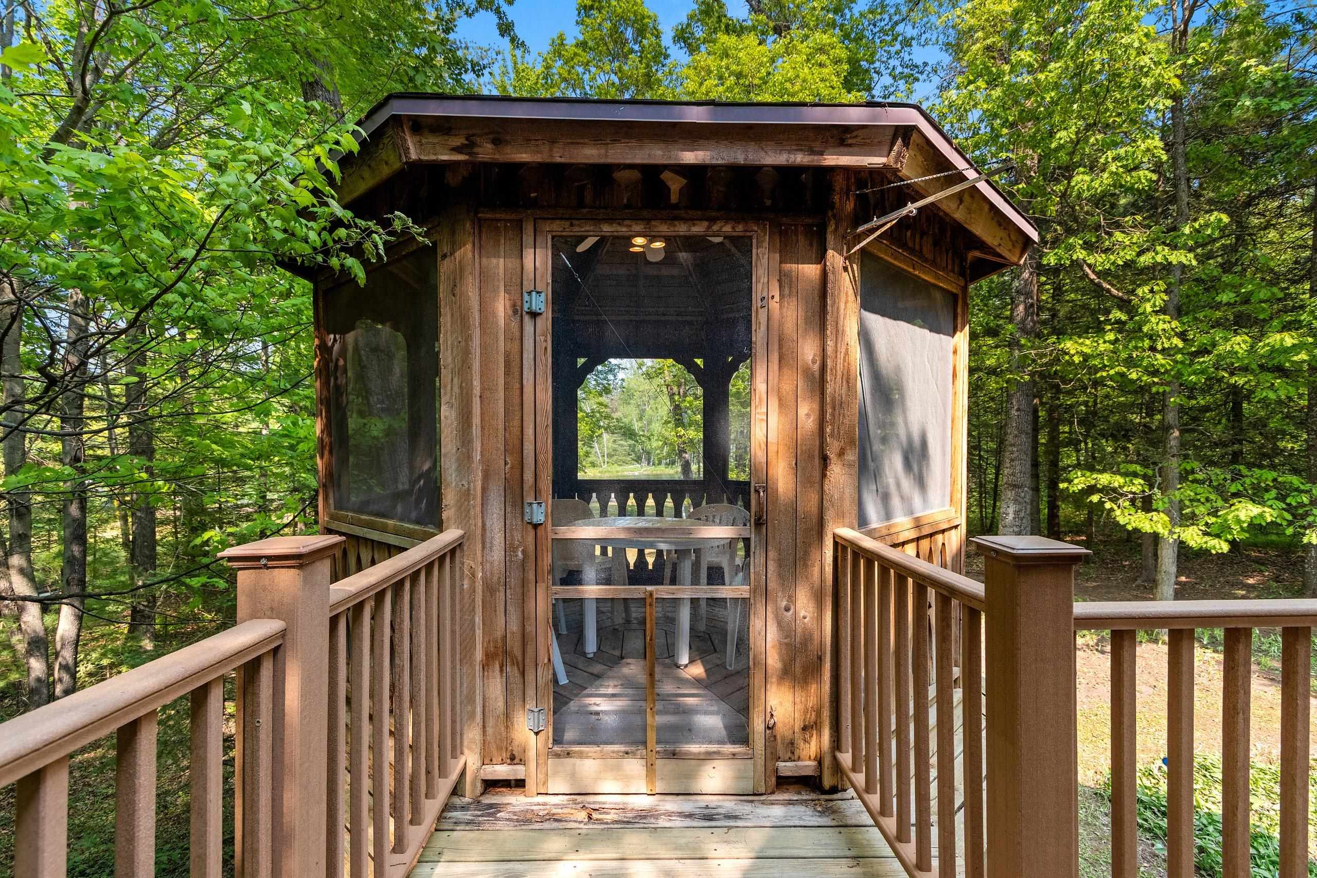 Keshena, Wisconsin 54135, United States, 3 Bedrooms Bedrooms, ,2 BathroomsBathrooms,Residential,Active,143478