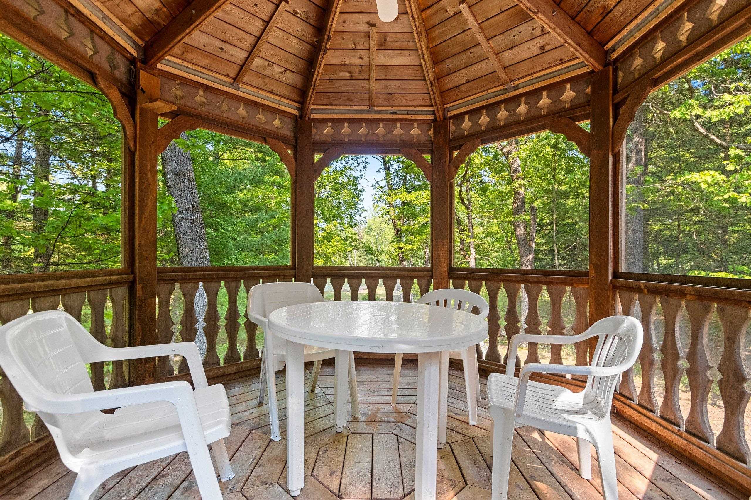 Keshena, Wisconsin 54135, United States, 3 Bedrooms Bedrooms, ,2 BathroomsBathrooms,Residential,Active,143478