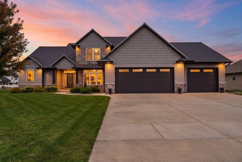 Photo of 1774 APPLEWOOD Drive, DE PERE, WI 54115 (MLS # 50333087)