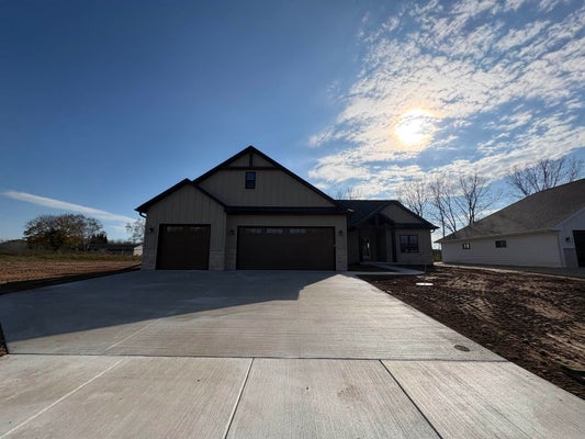 2988 CREEKWOOD DR, GREEN BAY, WI 54311 - Image c6cc04fd52bb75e8da7d267d8b544929/28804921