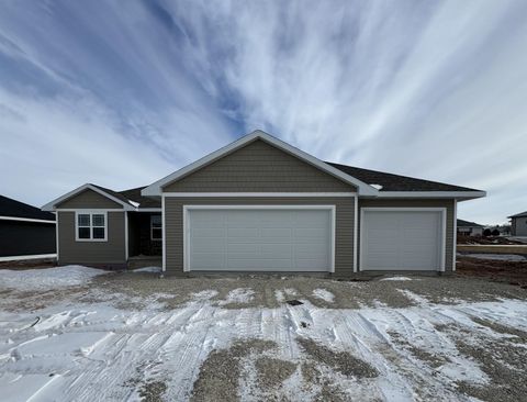 Photo of 1584 FRONTIER Road, LUXEMBURG, WI 54217 (MLS # 50316818)
