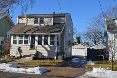 Photo of 1237 WESTERN Street, OSHKOSH, WI 54901 (MLS # 50319902)