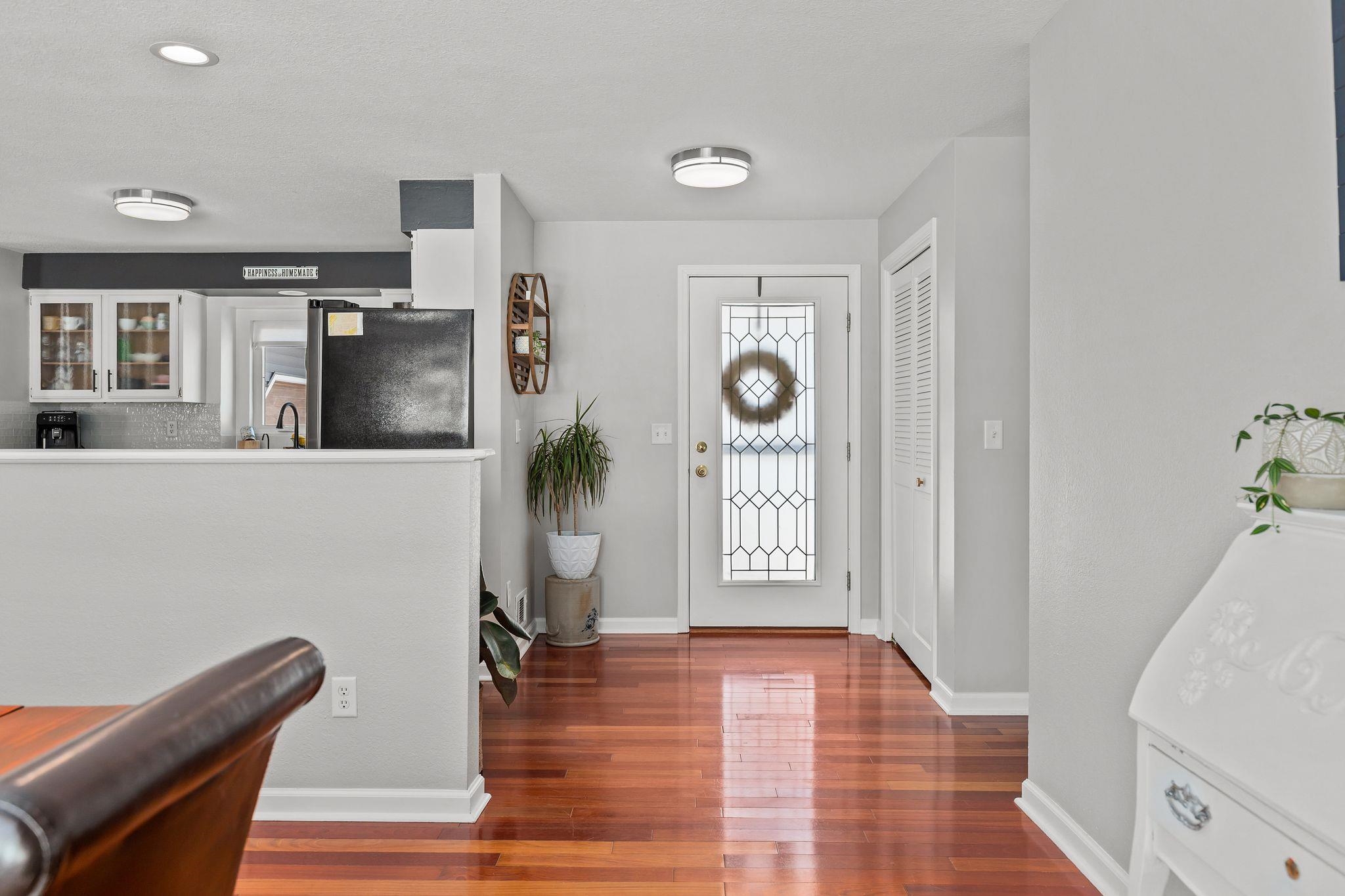 1866 CLIFFVIEW Court