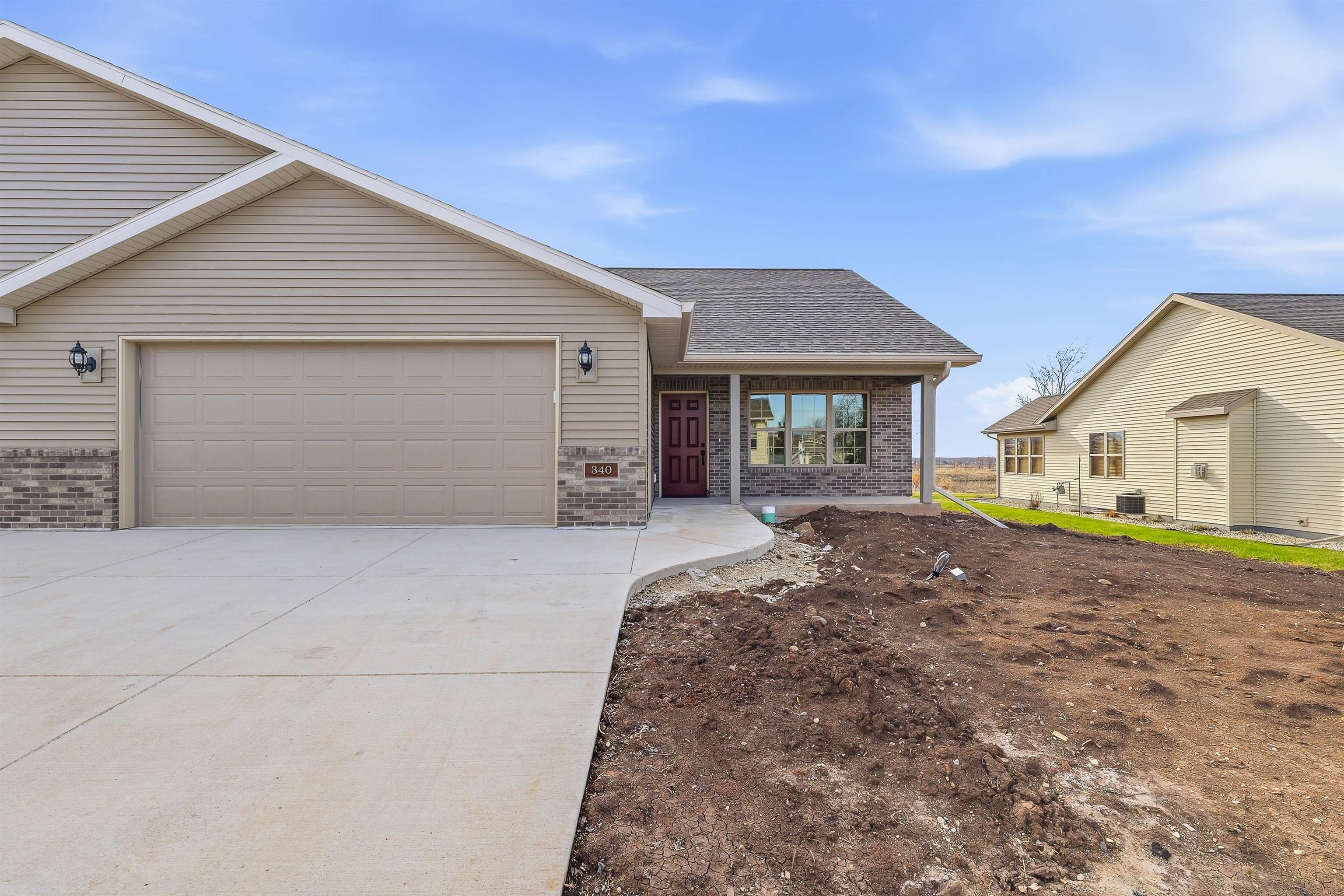 Photo 1 of 29 — 340 TWILIGHT Trail, FOND DU LAC, WI 54937