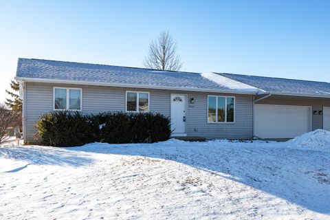 Photo of W2247 BLOCK Road, KAUKAUNA, WI 54130 (MLS # 50320694)
