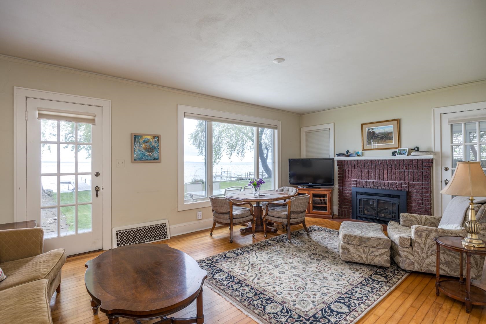188 ADELLA BEACH Road