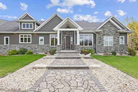 Photo of 5343 SUNDUST Court, DE PERE, WI 54115 (MLS # 50317341)