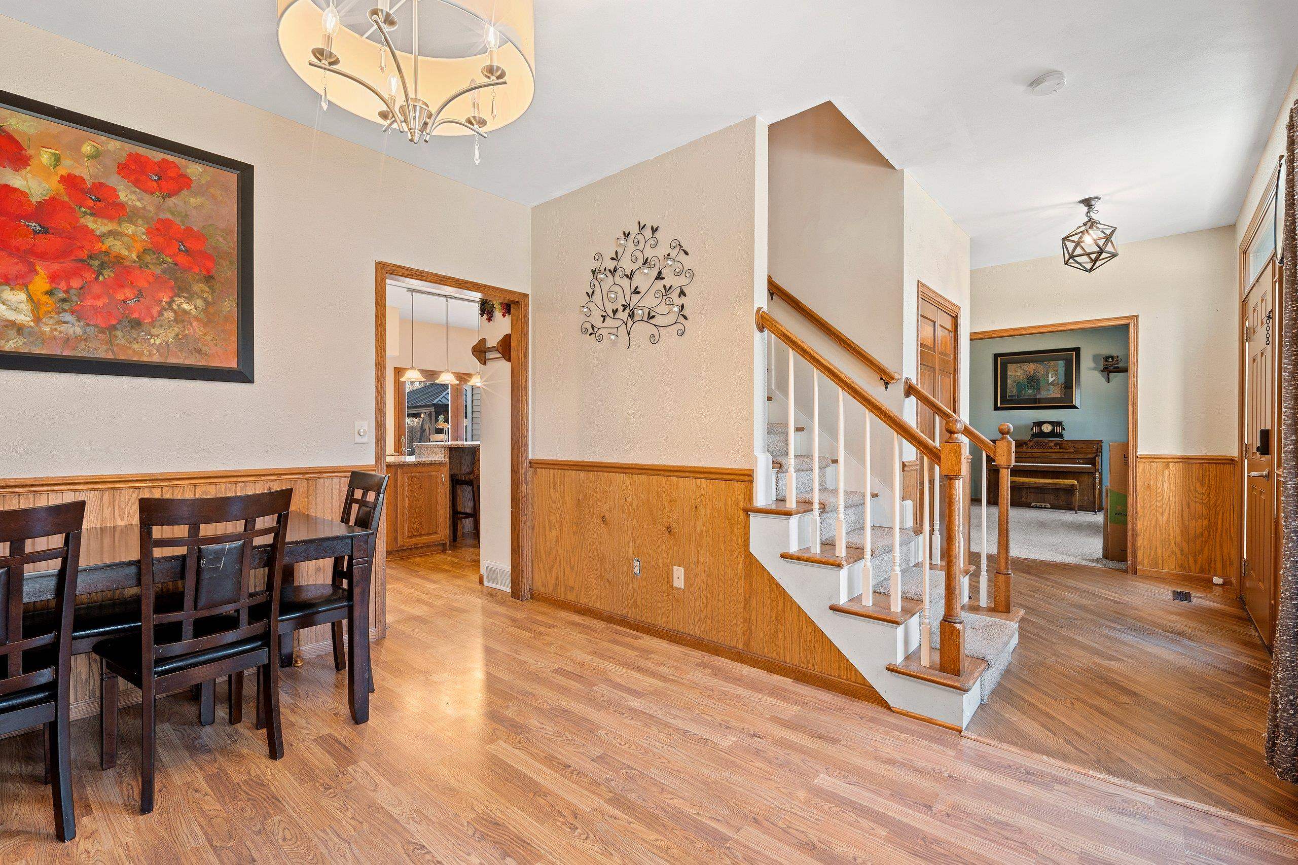 Oshkosh, Wisconsin 54904, United States, 4 Bedrooms Bedrooms, ,3 BathroomsBathrooms,Residential,Active,90825