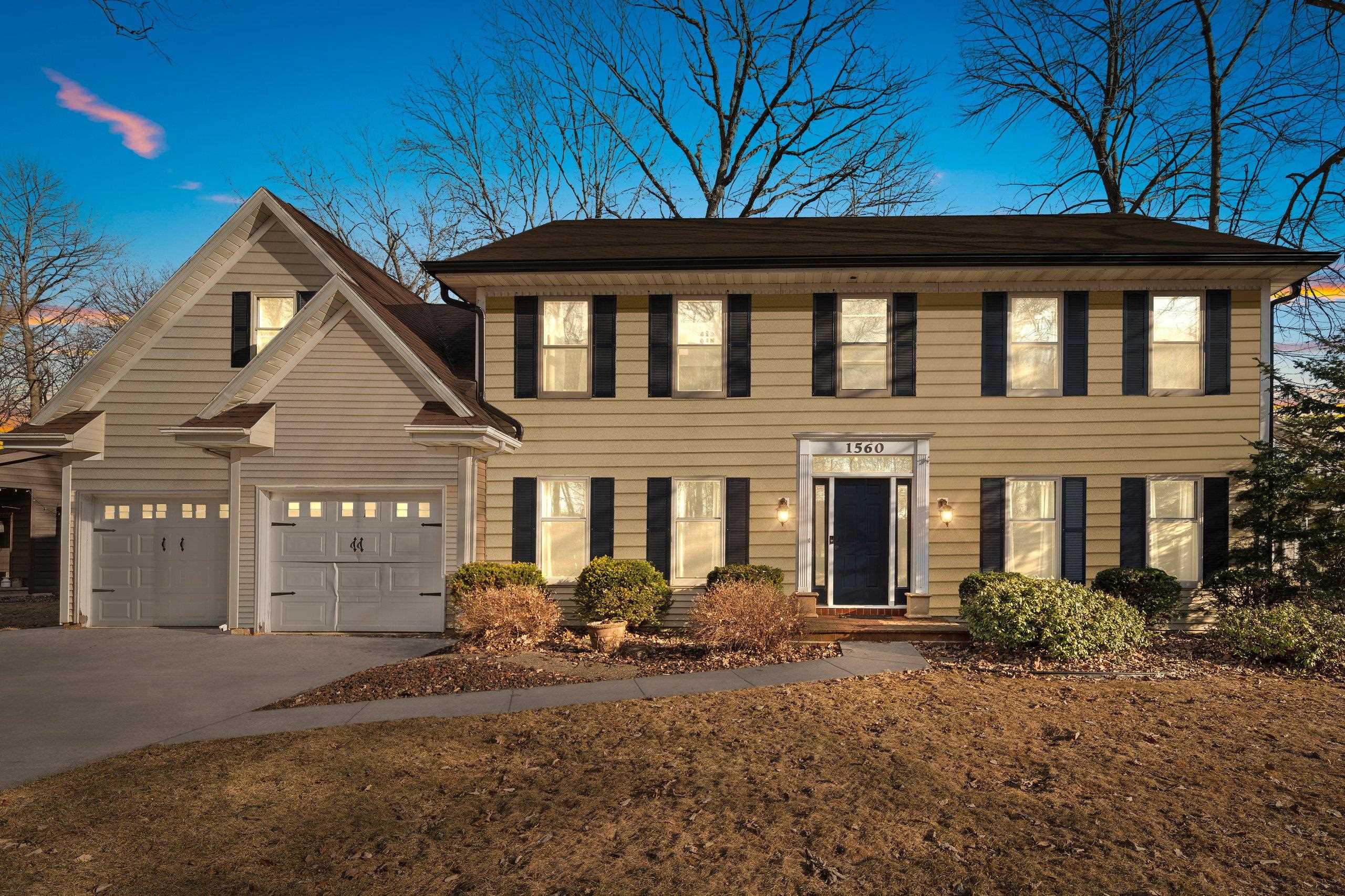 Oshkosh, Wisconsin 54904, United States, 4 Bedrooms Bedrooms, ,3 BathroomsBathrooms,Residential,Active,90825