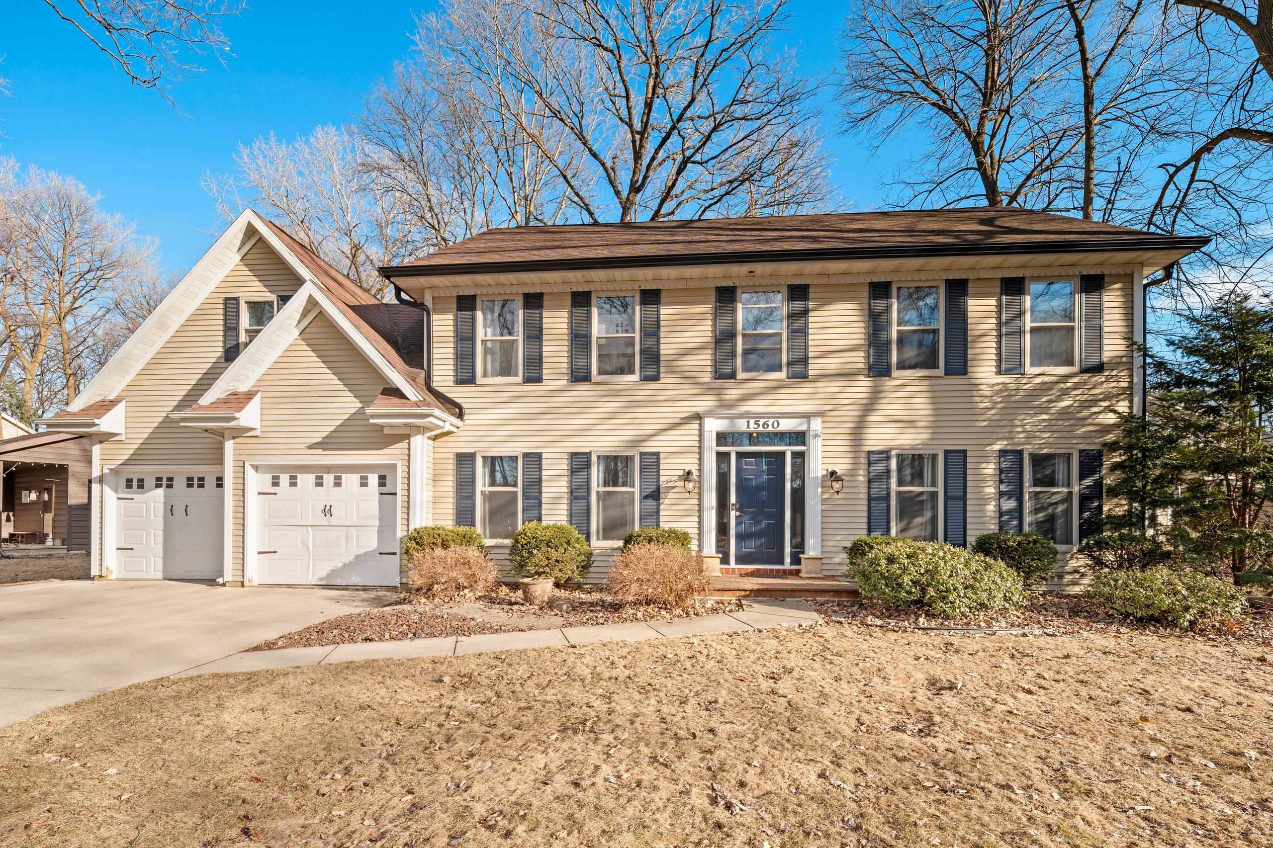 Oshkosh, Wisconsin 54904, United States, 4 Bedrooms Bedrooms, ,3 BathroomsBathrooms,Residential,Active,90825