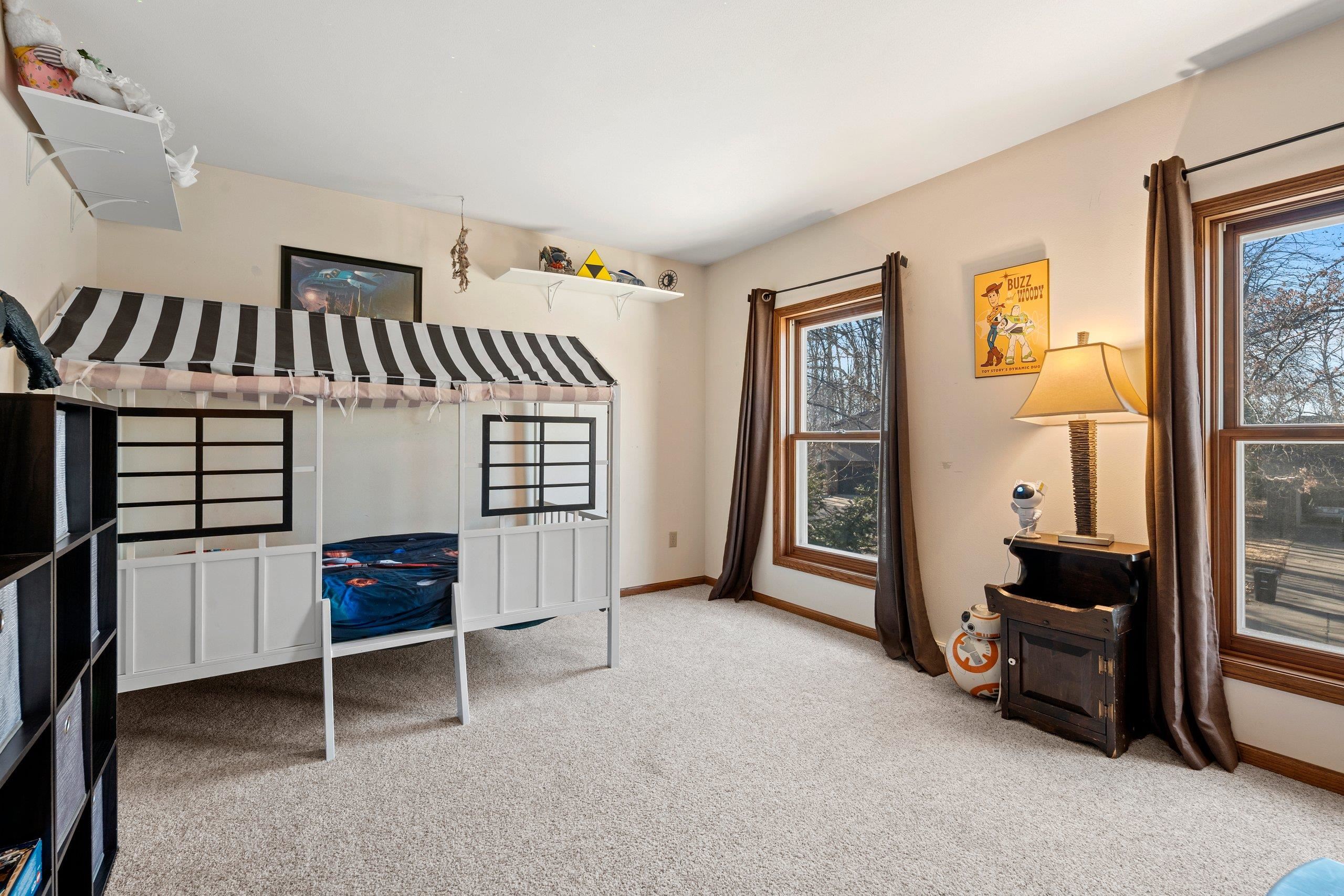 Oshkosh, Wisconsin 54904, United States, 4 Bedrooms Bedrooms, ,3 BathroomsBathrooms,Residential,Active,90825