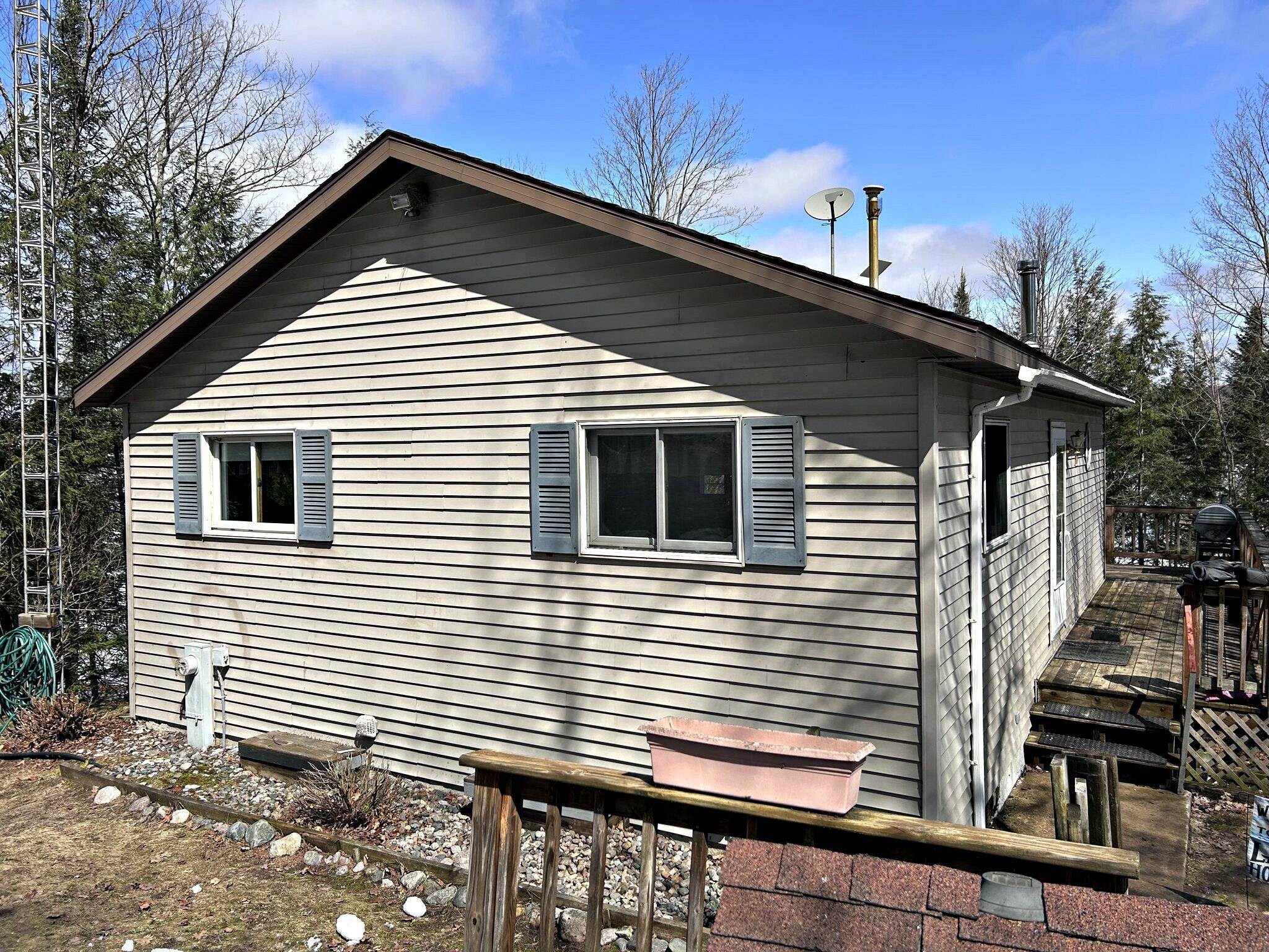 W16468 S HILBERT Drive