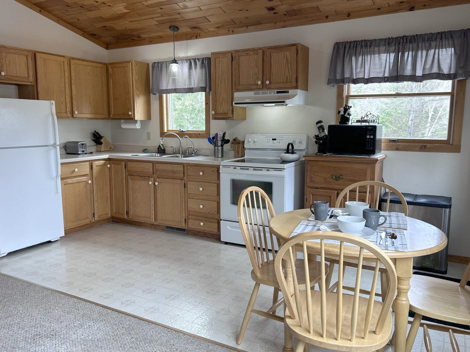 W16468 S HILBERT Drive