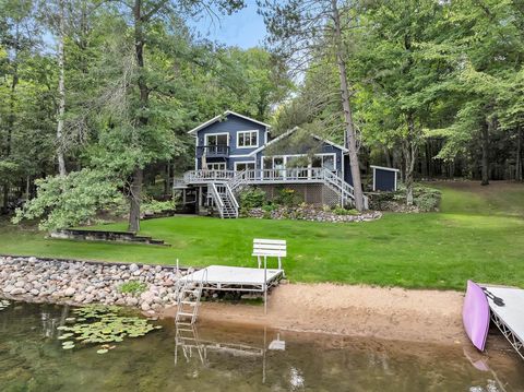 Photo of 17325 WOODHAVEN Lane, TOWNSEND, WI 54175 (MLS # 50314270)