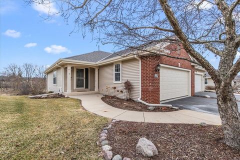 Photo of N160W20271 FOX CREEK Drive, JACKSON, WI 53037 (MLS # 50322821)