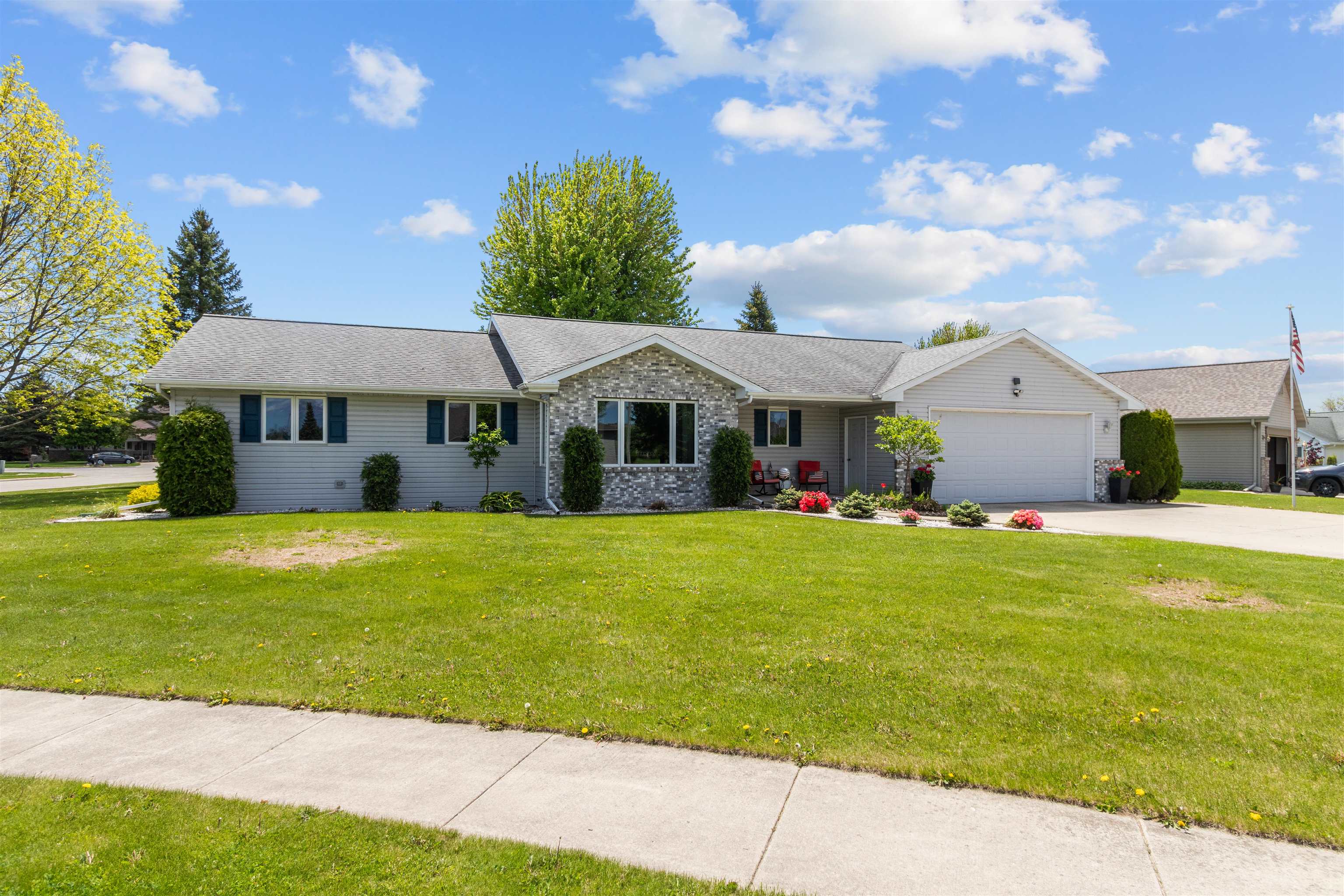 Brillion, Wisconsin 54110, United States, 3 Bedrooms Bedrooms, ,3 BathroomsBathrooms,Residential,Active,138976