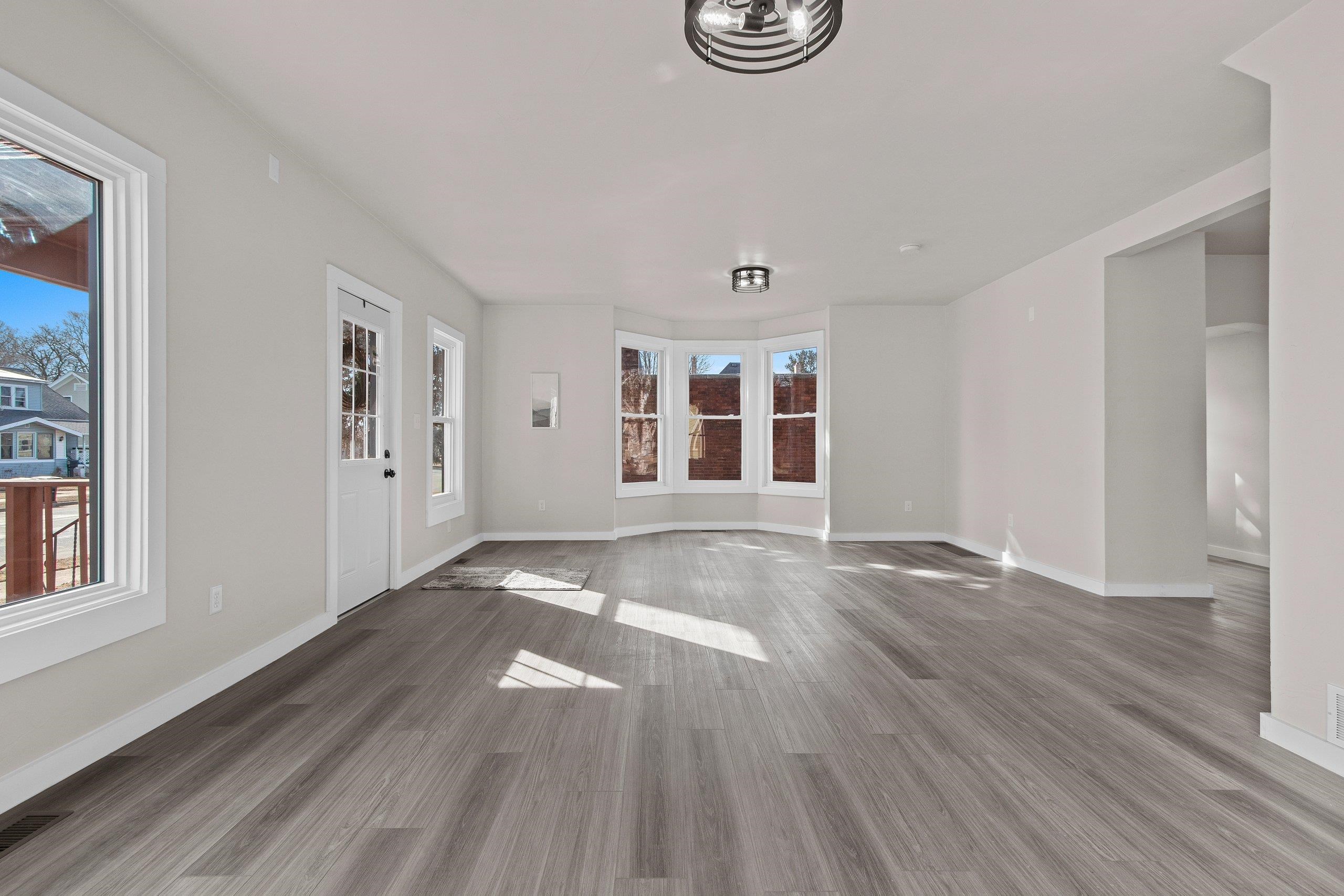 Shawano, Wisconsin 54166, United States, 3 Bedrooms Bedrooms, ,2 BathroomsBathrooms,Residential,Active,88104