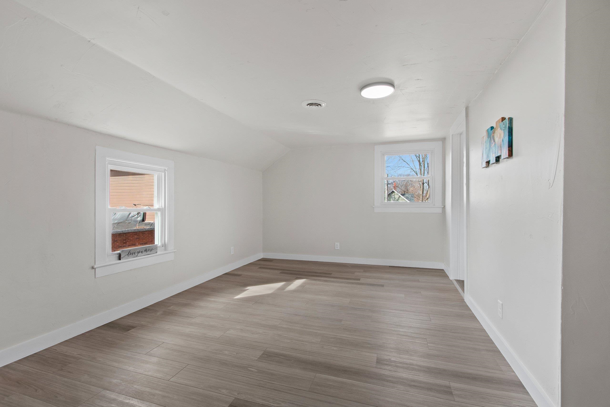 Shawano, Wisconsin 54166, United States, 3 Bedrooms Bedrooms, ,2 BathroomsBathrooms,Residential,Active,88104