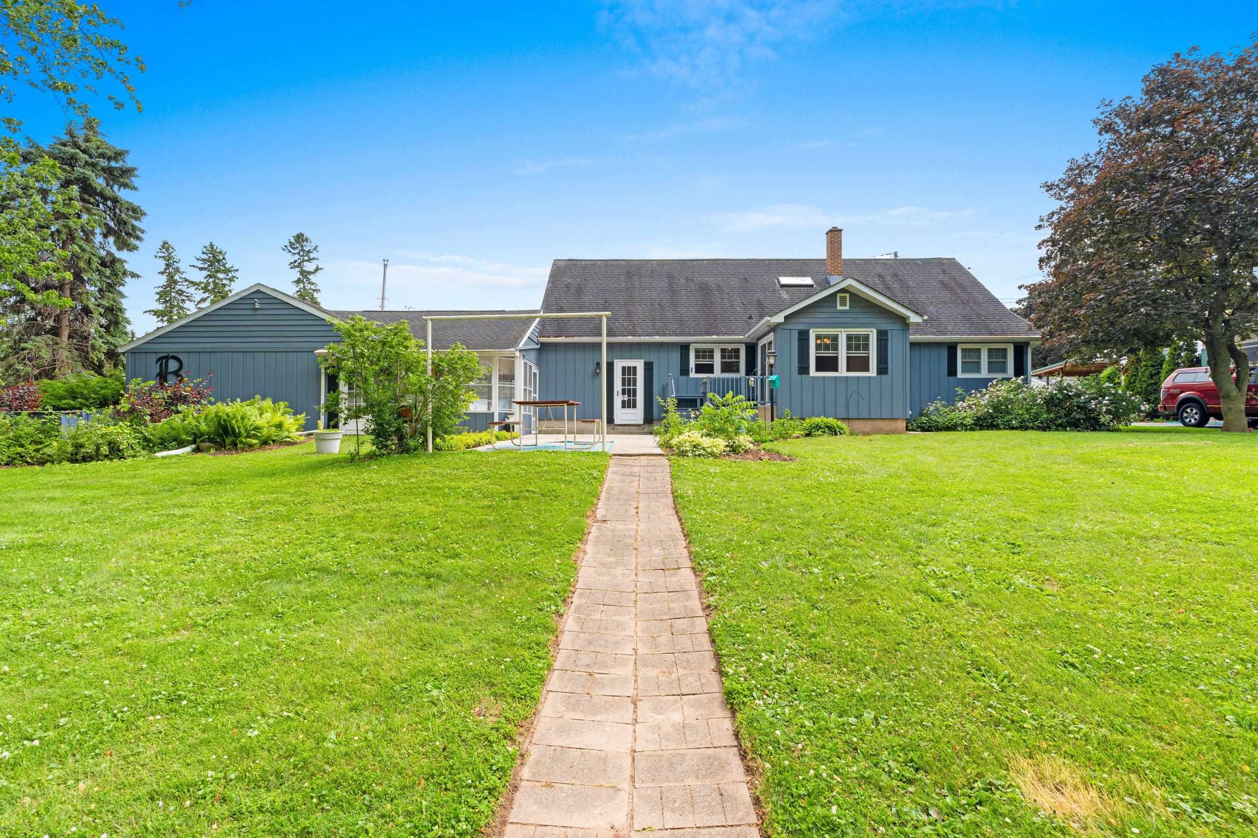 Chilton, Wisconsin 53014, United States, 4 Bedrooms Bedrooms, ,3 BathroomsBathrooms,Residential,Active,157665