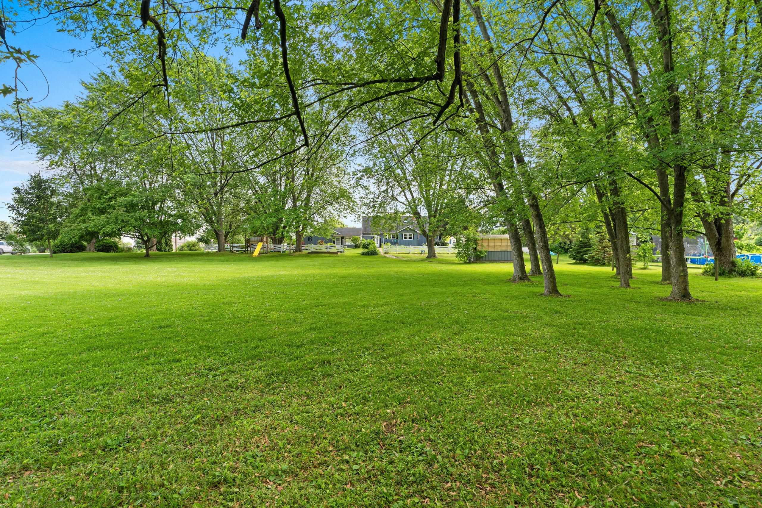 Chilton, Wisconsin 53014, United States, 4 Bedrooms Bedrooms, ,3 BathroomsBathrooms,Residential,Active,157665