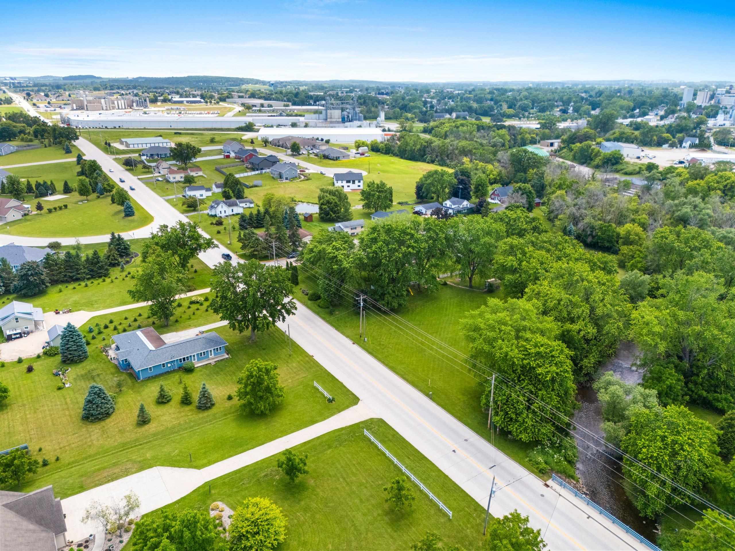 Chilton, Wisconsin 53014, United States, 4 Bedrooms Bedrooms, ,3 BathroomsBathrooms,Residential,Active,157665