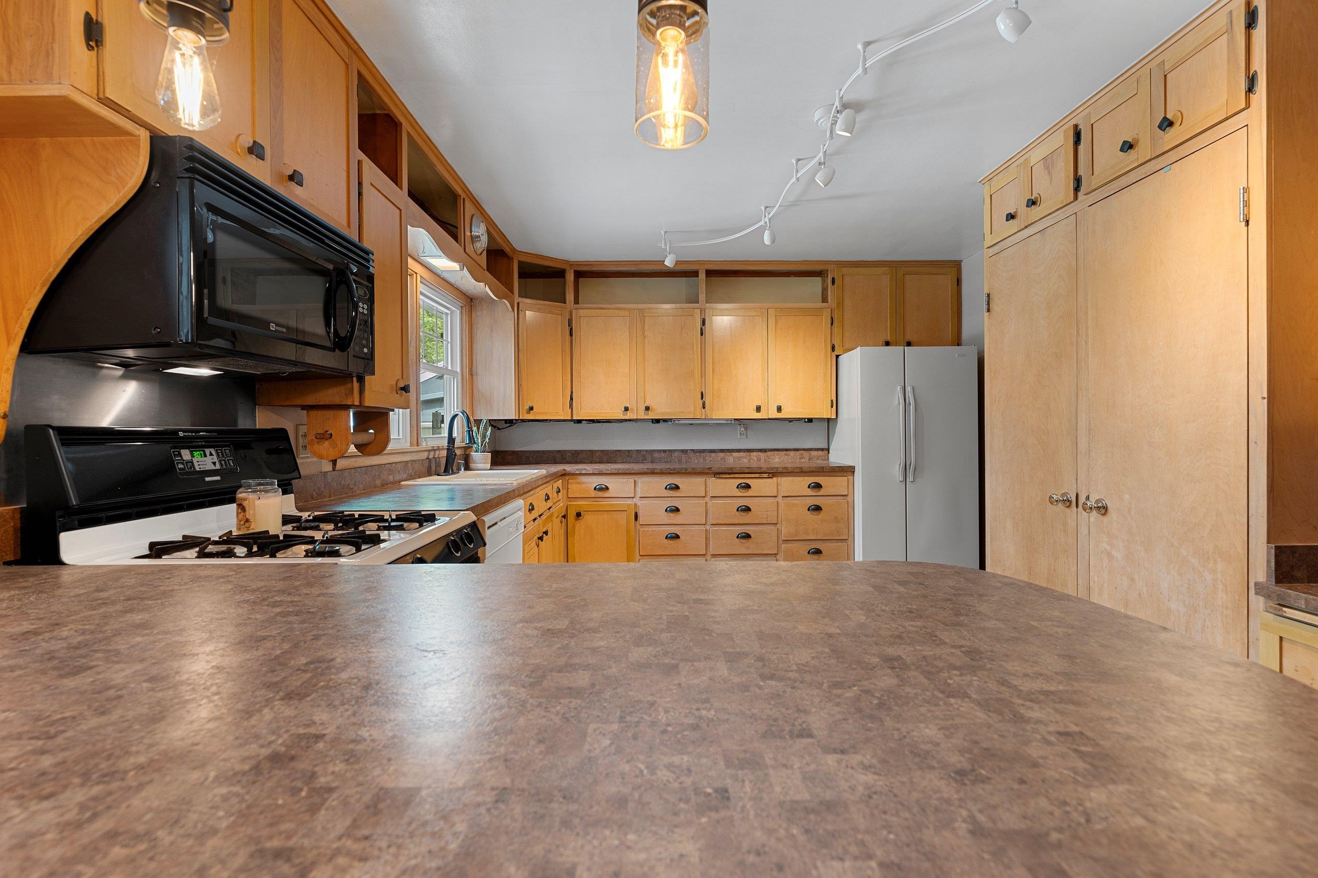 Chilton, Wisconsin 53014, United States, 4 Bedrooms Bedrooms, ,3 BathroomsBathrooms,Residential,Active,157665