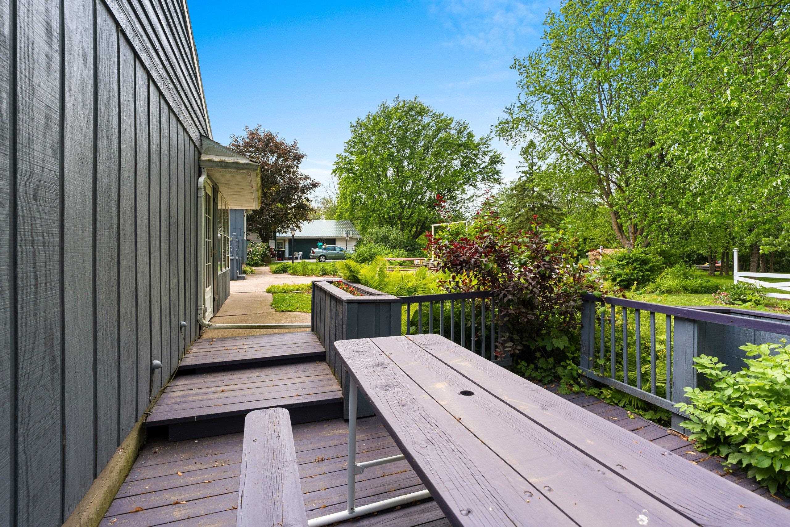 Chilton, Wisconsin 53014, United States, 4 Bedrooms Bedrooms, ,3 BathroomsBathrooms,Residential,Active,157665