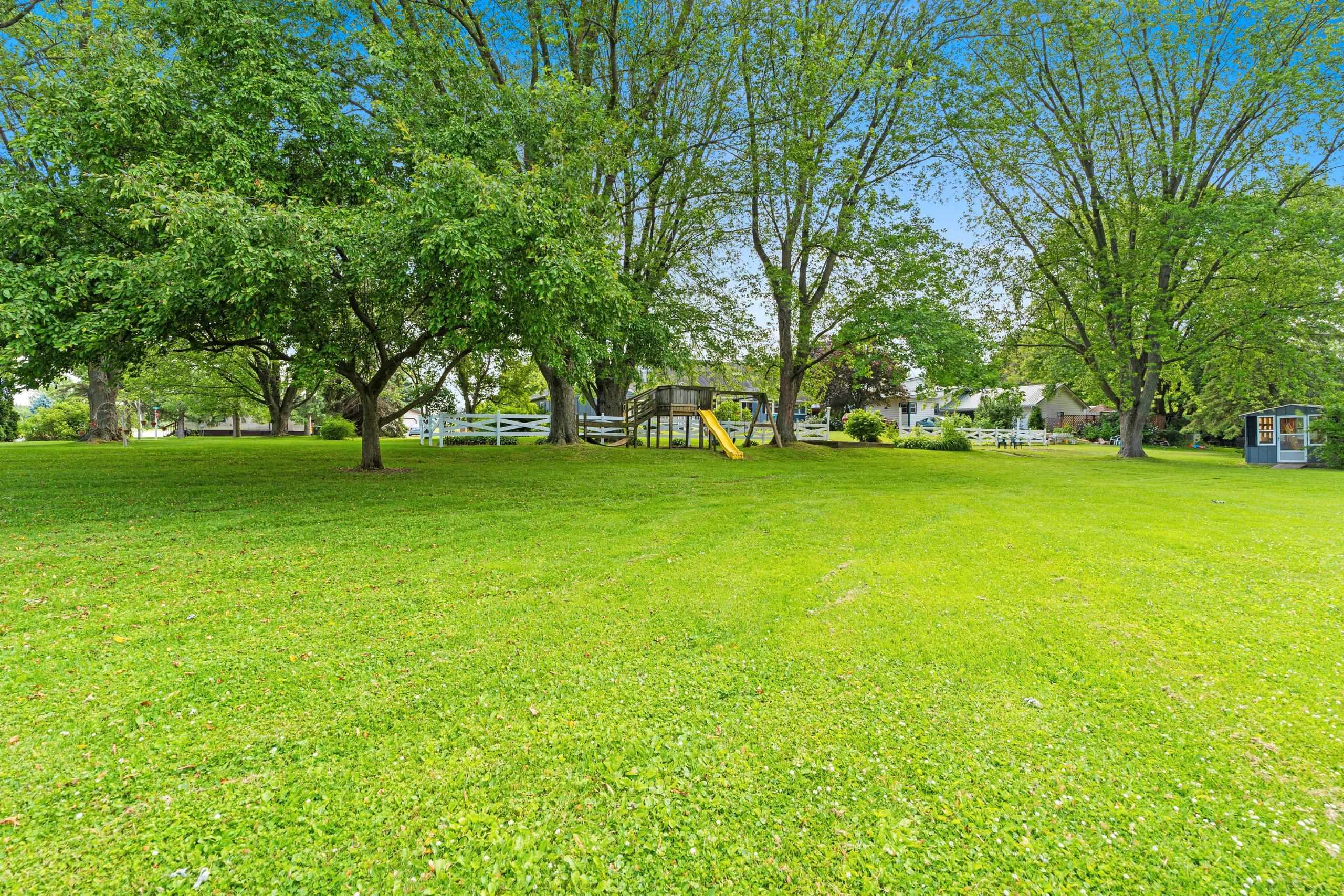 Chilton, Wisconsin 53014, United States, 4 Bedrooms Bedrooms, ,3 BathroomsBathrooms,Residential,Active,157665