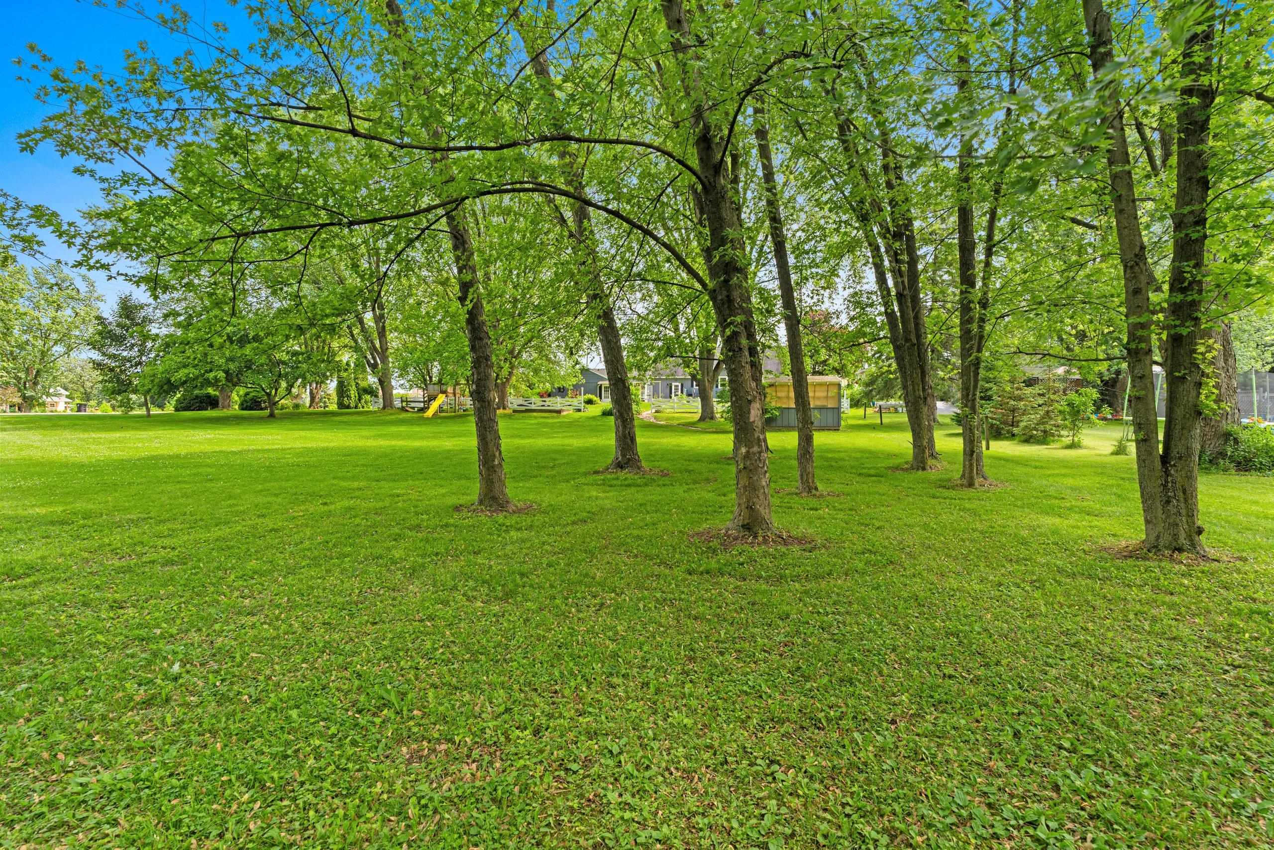 Chilton, Wisconsin 53014, United States, 4 Bedrooms Bedrooms, ,3 BathroomsBathrooms,Residential,Active,157665