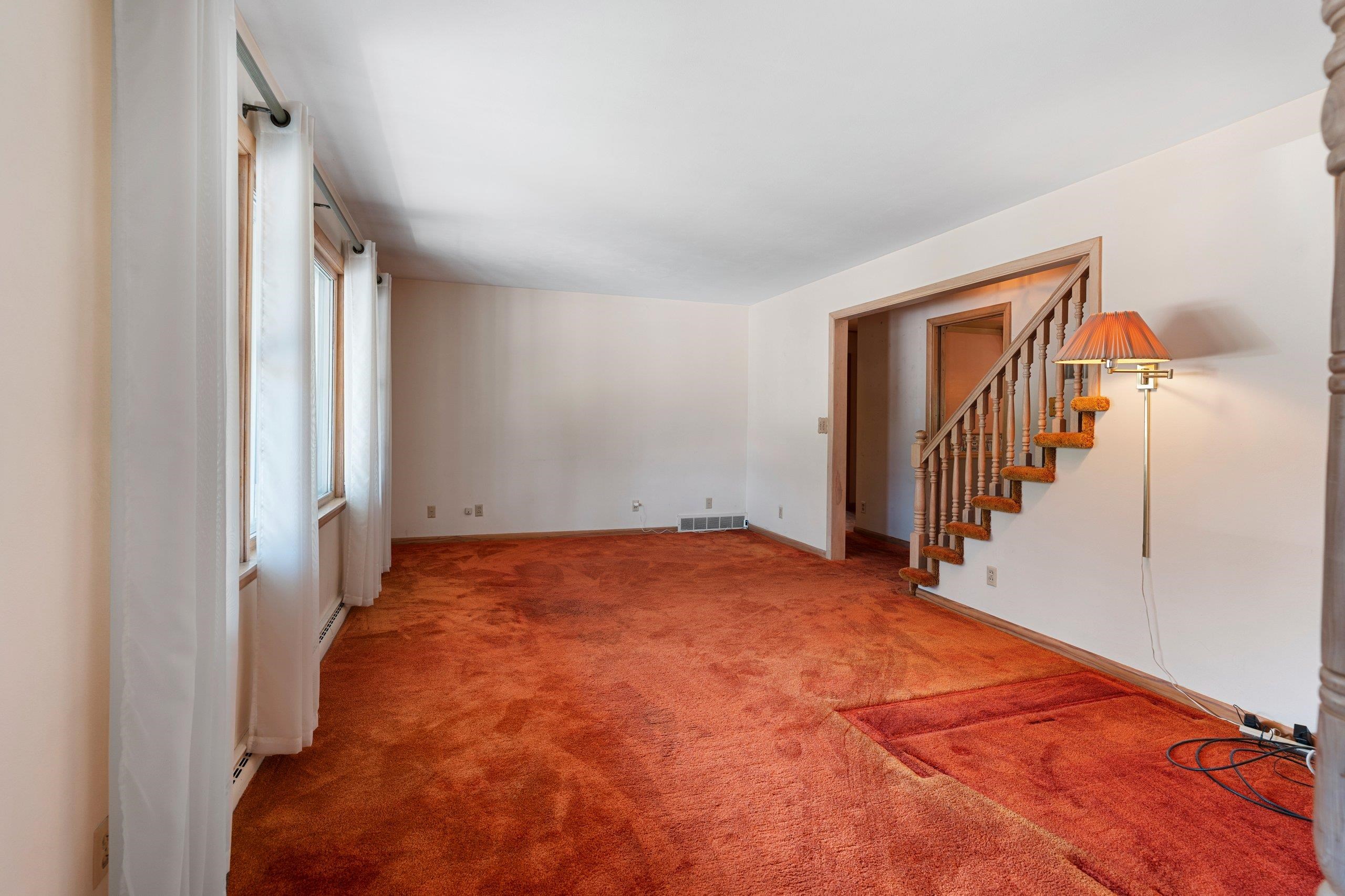 Chilton, Wisconsin 53014, United States, 4 Bedrooms Bedrooms, ,3 BathroomsBathrooms,Residential,Active,157665